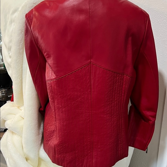 Wilson Women's Vibrant Red Leather Jacket - Picture 4 of 4